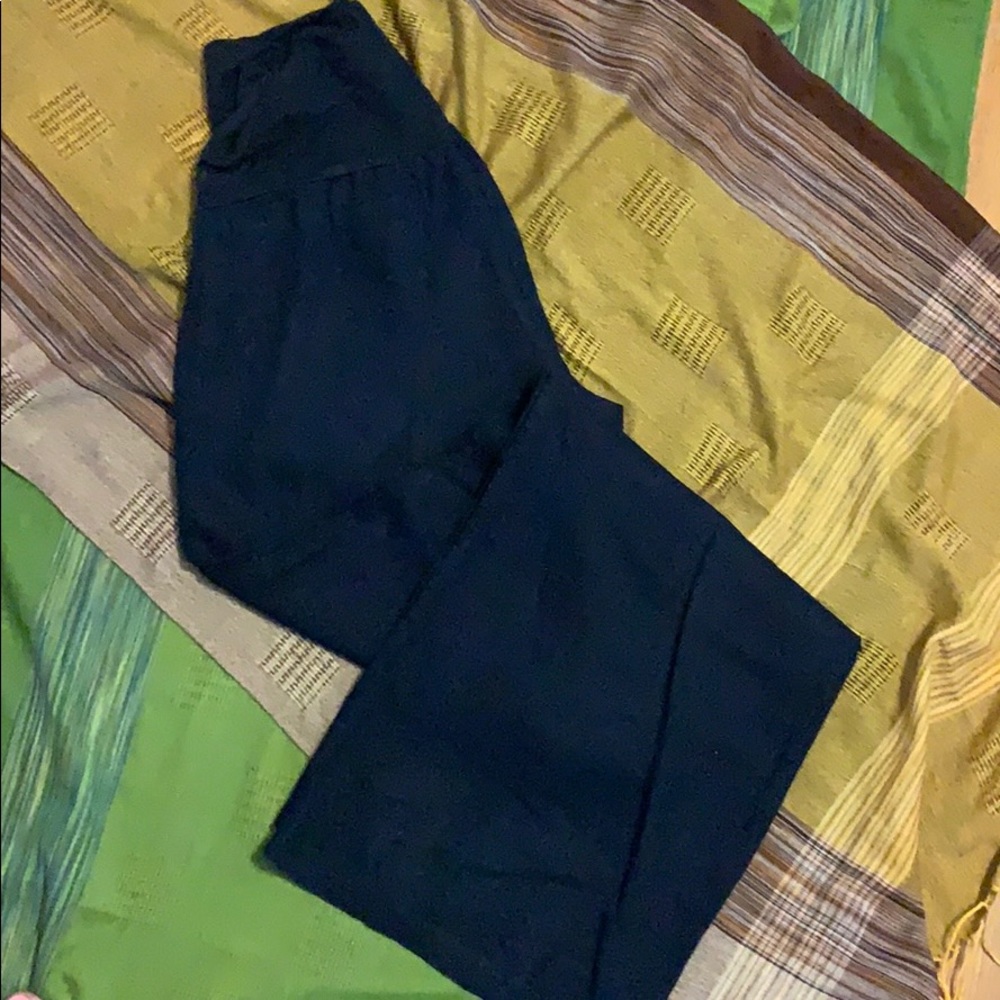 Maternity linen pants
